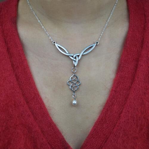 Celtic Knot Pendant Eternal Filigree Teardrop Necklace Amulet Religious Irish Knot Crystal Pendant Fashion Ladies Jewelry