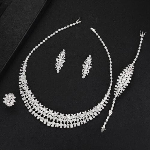 LARRAURI 4PCS Dubai Italian Necklace Earrings Bracelet Ring for Noble Luxury Women Bridal Jewelry Sets Wedding Party Show