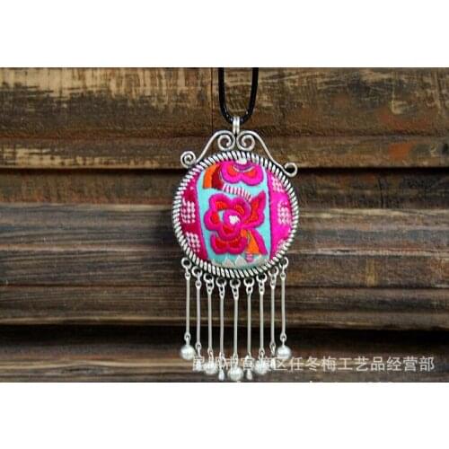 Folk style embroidery Handmade Silver New Necklace Pendant embroidered flower seedlings randomly