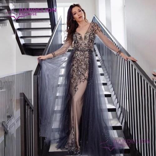 Elegant Long Sleeve Sexy V-Neck New Evening Dress 2020 A-Line Fashion Diamond Beading With Train