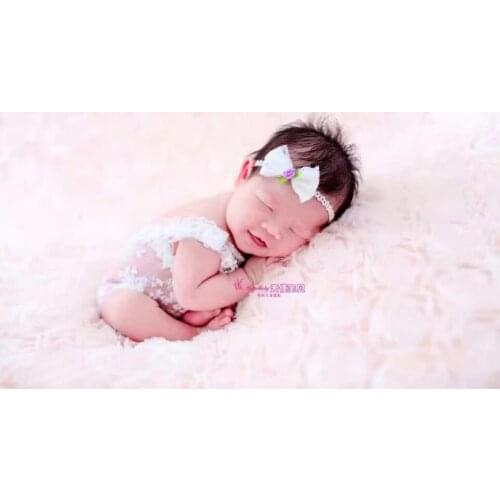 Handmade Newborn Lace Romper Newborn Girl Romper Newborn Headband and Romper Props Newbon Pants Newborn Baby Overalls Prop