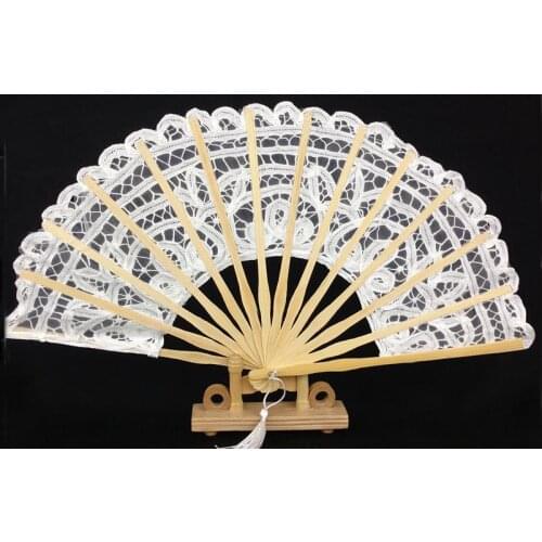 50pcs 20cm 27cm White Handmade Folding Vintage Embroidered Lace Hand Fan Wedding Bride Fan Women Gift Party Supplies