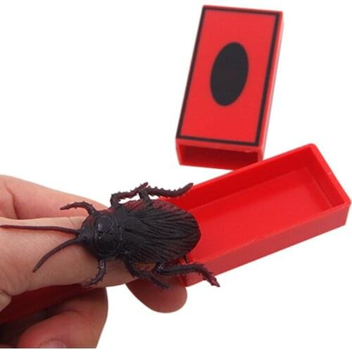 Terror Cockroach Magic Tricks Funny Close Up Street Magia Suddenly Appearing Gimmick Props Scared Gags Jokers Toys for Kids