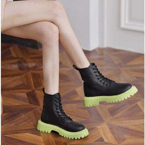 Womens Marten Boots 2020 New Fashion Retro Women Ankel Short Boots Platform Shoes warm Plush Velvet Winter Shoes Combat Boots