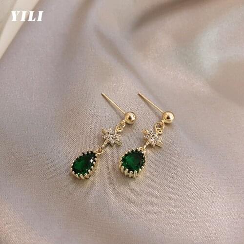 2021 Fashion Green Crystal Pendant Earrings Korean Elegant Star Micro Zircon Earrings for Women 925 Silver Needle Jewelry