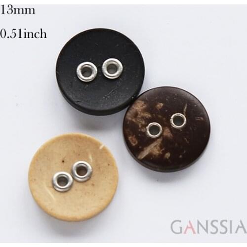 50Pcs/lot Size: 13mm 2 Holes Natural Coconut Buttons Simple Pure Color Design Decoration Garment Accessories(ss-709)