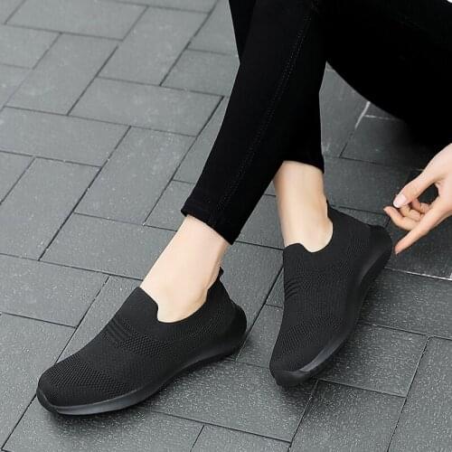 Running Shoes Mesh Women Breathable Walking Sneakers Comfortable Black White Woven Slip-on Loafers Chaussure Femme 35-42