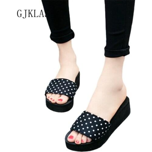 Wedges Heels Women Beach Slipper Platforms Slides Summer Fashion Women Slippers Sandals Comfy Platform Shoes Ladies Slippers