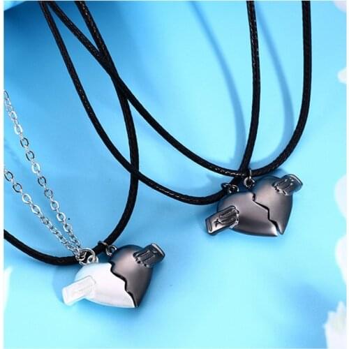 2pcs Magnetic Flying Heart Pendants Couple Necklaces For Women Men Lovers Best Friends Paired Pendant Necklace Fashion Jewelry