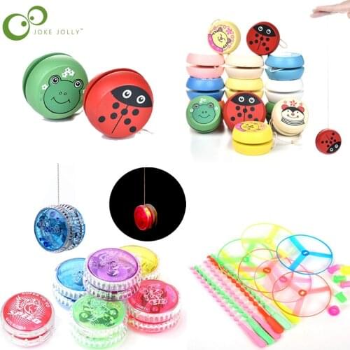 Flying saucer flying disk flying fairy bamboo dragonfly Cute Animal Prints Wooden Yoyo Toys Ladybug Toys Kids Creative Yo-Yo WYW