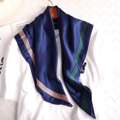 2021 Fashion New Style Spring And Summer Lady Sunscreen Square Shawl Womens Quality Silk Scarves Beach Printing Silk Headscarf