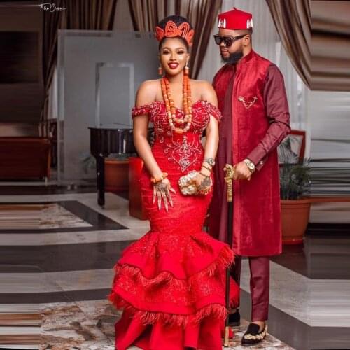 Luxury Red Feathers Aso Ebi Evening Dresses Cap Sleeves Sweetheart Mermaid Plus Size Beaded Formal Party Prom Gowns 2021
