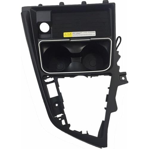 15W car wireless charger For BMWF30 F31 F32 F33 F34 F35 F36 M4 F82 fast charging plate panel watercup holder accessories 2014