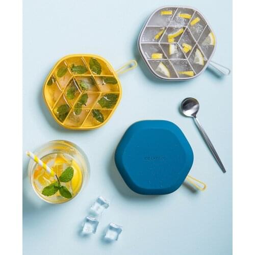 Creative Silicones Ice Mold Non-Toxic Durable Bar Pub Wine Ice Blocks Maker Home Kitchen Ice Cube Tray Cube Square Tray Mould