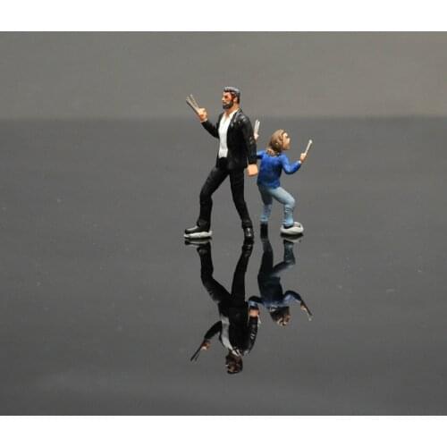 1:64 Scale Die-casting Resin Classic Movie Wolf Paw Character Car Model Decoration Scene Layout Decoration Toy Collection