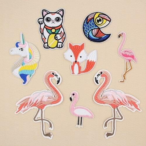 New animals With Embroidered Patches Fashion Applique sew on Patch for Clothes Bags DIY Decal Apparel Accessory 2pcs