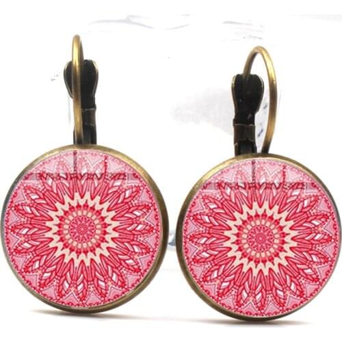 2019 Vintage Design Mandala Pattern Earrings Henna Yoga Om Symbol Buddhism Statement Earrings Glass Earrings Woman Gift