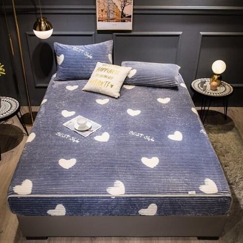 Magic Velvet Thicken Fitted Sheets Heart Bed Cover Bedspreads Universal Bedding Sets Gray Red Bedclothes Clean Coverlets