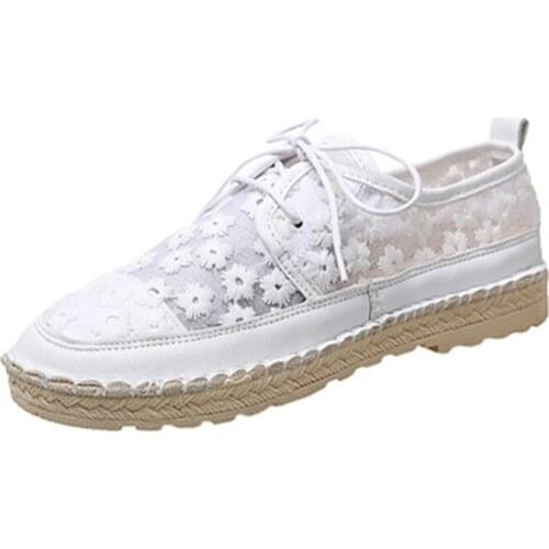 New Design Women Mesh Flat Shoes Knitted Daisy Round Toe Soft Sole Loafers Ladies Literature Comfortable Footwear Size 35-40