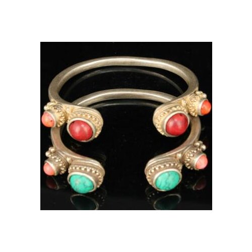A Pair Chinese Collectible Handmade Tibetan Silver Inlay Coral Retro Bracelet