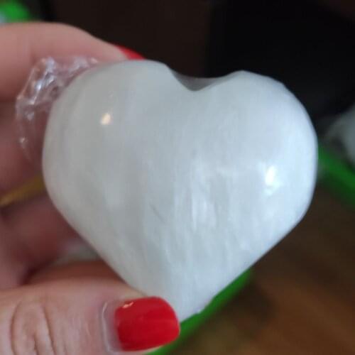 1pcs Polished White Selenite Scalloped Crystal Heart Carving Home Decoration Quartz Crystals