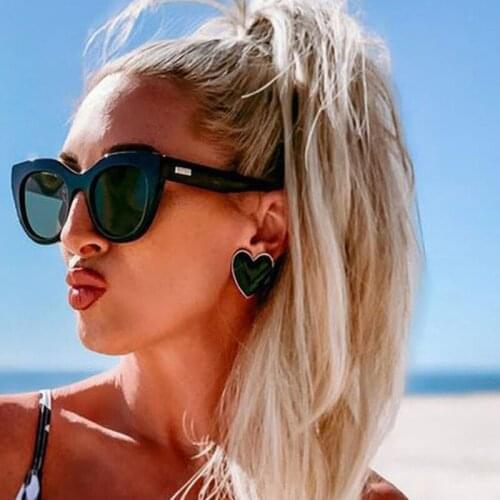 2020 Love Heart Shaped Creative Stud Earrings Black Korean Lady Push Back Drop Oil Metal Cute/Romantic