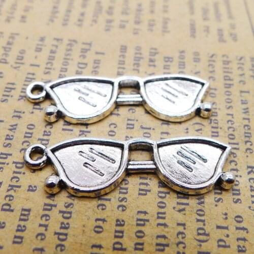 12 PCS/Lot 10mm*33mm Pendant Antique Silver Color Glasses Charms For DIY Jewelry Making DIY Keychain