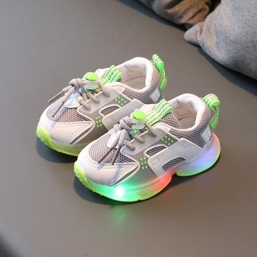 2021 Size 21-30 Glowing Sneakers Kids Sport Shoes Mesh Breathable Children Casual Shoes Kids Lights Up Shoes with Led Outsole