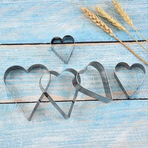 5pcs Cake Cutter Mold Snowflake Heart Flower Cookie Mold Stainless Steel Bread Baking Cooking Tool Practical Kitchen Accessories