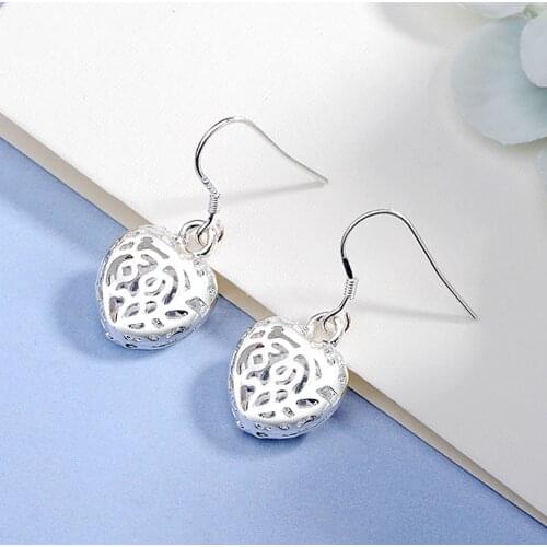 European And American Womens Creative Hollow Heart Shape Fashion Earrings H80022
