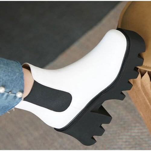 Women Fashion Platform Chelsea Boots Chunky Heels Autumn Winter Slip On Square Toe New Female Ankle Boots Ladies Leather Shoes
