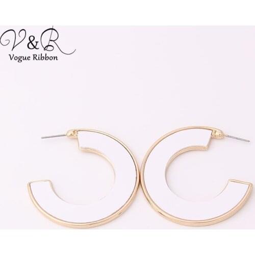 C-hoop White Acrylic Earring 2019 Minimalist Hot Fashion Jewelry Accessories For Women Post Earring Gift