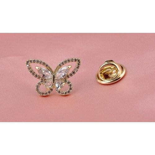 Trendy Cute Gold Color Copper Micro Pave CZ Butterfly Brooch Shiny Zircon Cardigan Collar Pins Accessories Brooch Pin Jewelry