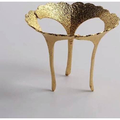 Tea Strainer Base Gold and Silver Color Three-Foot Cover Pot Lid Holder Three-Leaf Tea Filter Tea Accessories Metal Mesh Tea