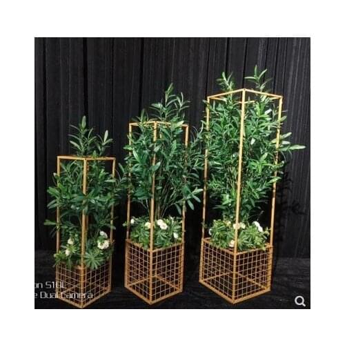 A new type of geometric ornament of iron rectangular guide gold stage ornament wedding props