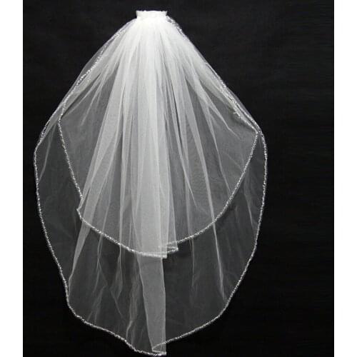 White Ivory Bridal Veils Beaded Edge Wedding Veils Cheap 2018 With Comb Two Layer Tulle Bridal Veil Wedding Accessories