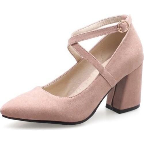 High fashion pointed coarse documentary documentary shoes 18 the spring and autumn period and the new light