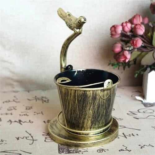 Special Offer Retro Wrought Iron Bird Styling Bar Photography Ornaments Ashtray