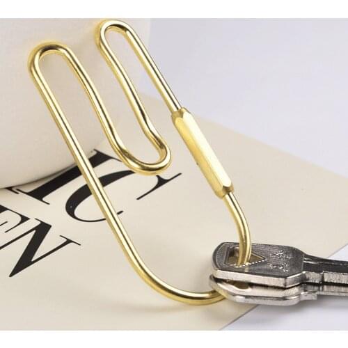 1 Pcs Wind Brass Keychain Men And Women Belt Key Ring Ring Metal Car Key Chain Nordic Concave Pendant Ornament Metal key safety