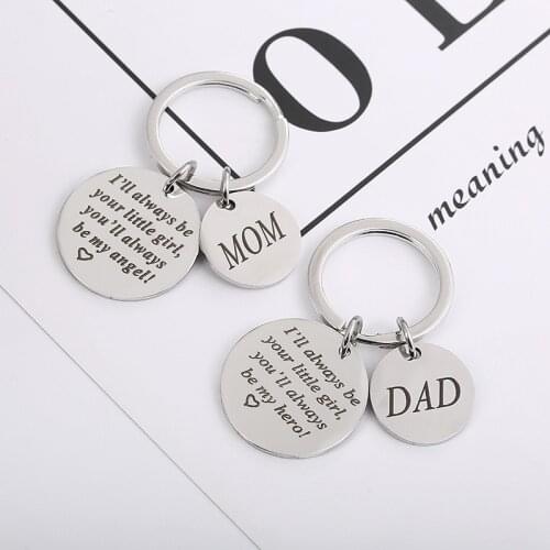 HUHUI Custom Engraved Letter Keychain Personalized Nameplate Round Pendant Stainless Steel Jewelry For Mom Dad Family Best Gift