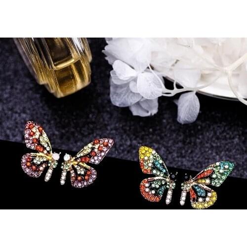 New Design Fashion Butterfly Stud Earring For Women Dazzling With Colored Crystal Earring For Women Elegant Wedding Jewelry