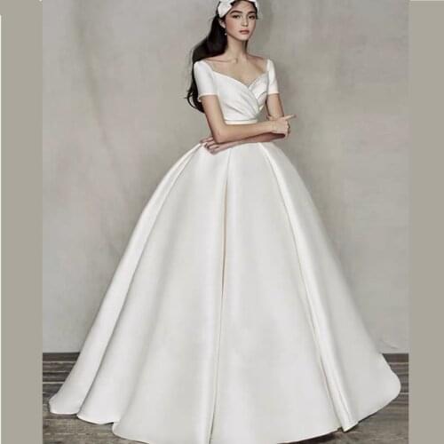 Etre mi Lunar Long Wedding Dresses