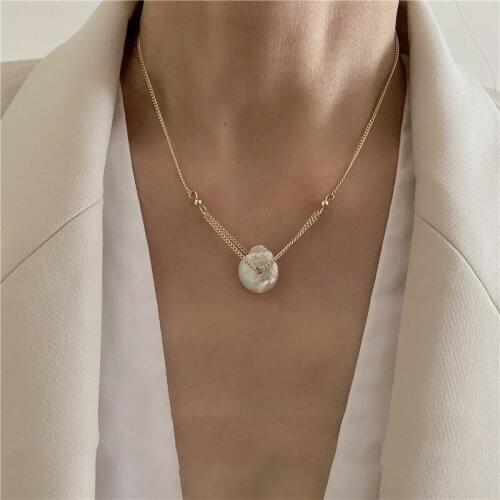 U-Magical Textured Vintage Baroque Irregular Imitation Pearl Pendant Necklaces for Women Gold Chain Multilayers Necklace Jewelry