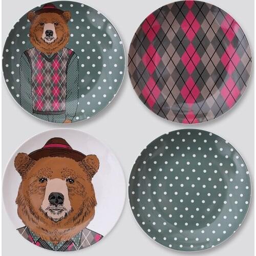 Nordic simple cartoon Mr. bear wall decoration ceramic plate decoration hanging plate wall decoration background wall
