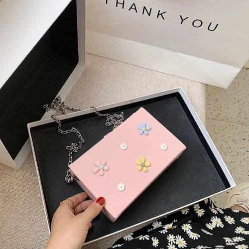 Women Pu Shoulder Bag Girls Small Box Shape Handbags Women Flower Chain Messenger Bag Ladies Fashion Small Square Bag