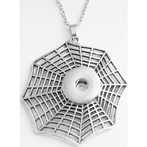 Spiderweb 18mm snap button jewelry pendant Halloween Necklace OEM, ODM NK831
