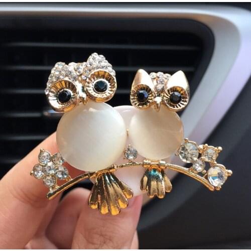 Diamond Owl Perfume Decoration Car Air Outlet Clip Air Freshener Car Interior Car Aroma Diffuser Car Accessories Pink Car