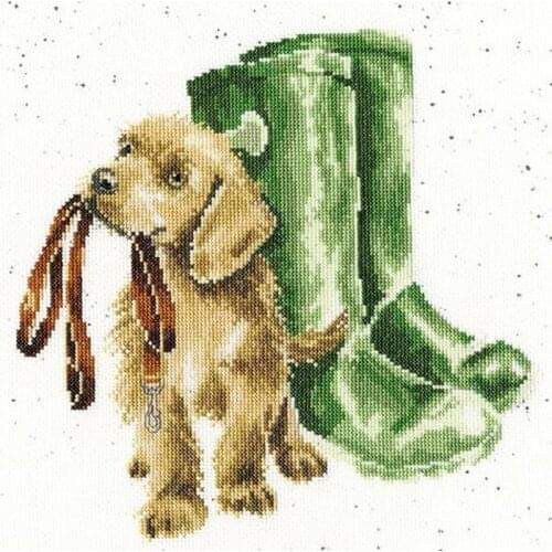 Modern Embroidery Puppy with His Lead in His Mouth Cross Stitch Pattern Dog with 100% Cotton Floss &Free Shipping for Wall Decor