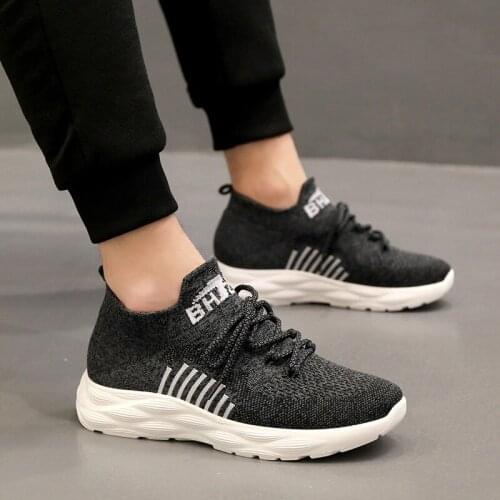 Men Shoes New Lightweight Casual Shoes Slip On Mesh Breathable Running Shoes Men Sneakers Basketball Shoes Tenis De Hombre
