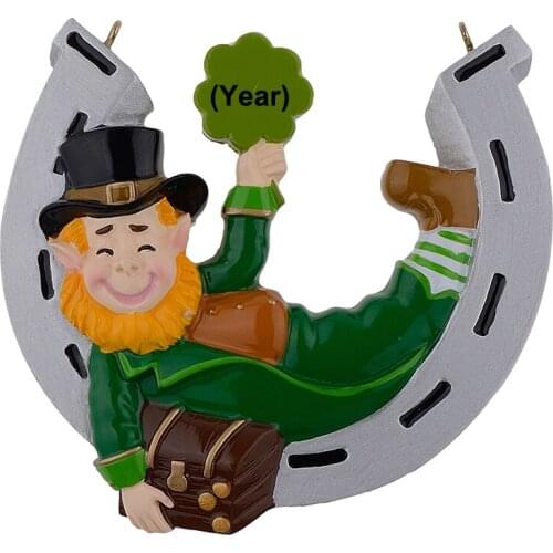 Irish Christmas Elf Resin Hanging Ornament with Personalized Glossy Horseshoe as Craft Souvenir for Gift or Gome Decoration